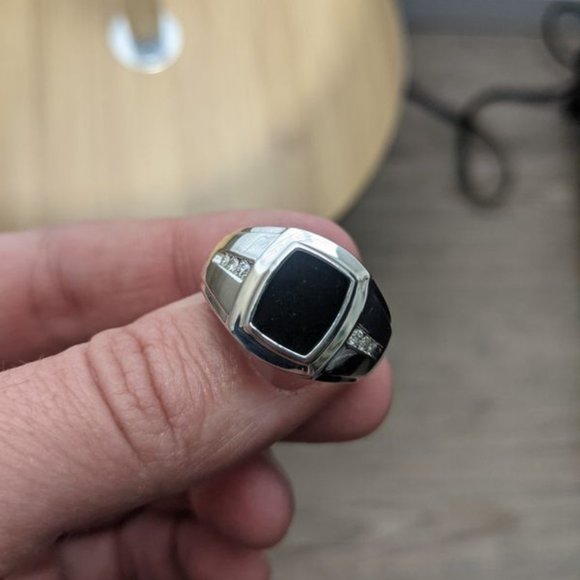 Men's Sterling Silver Onyx and Diamond Ring - Picture 3 of 7